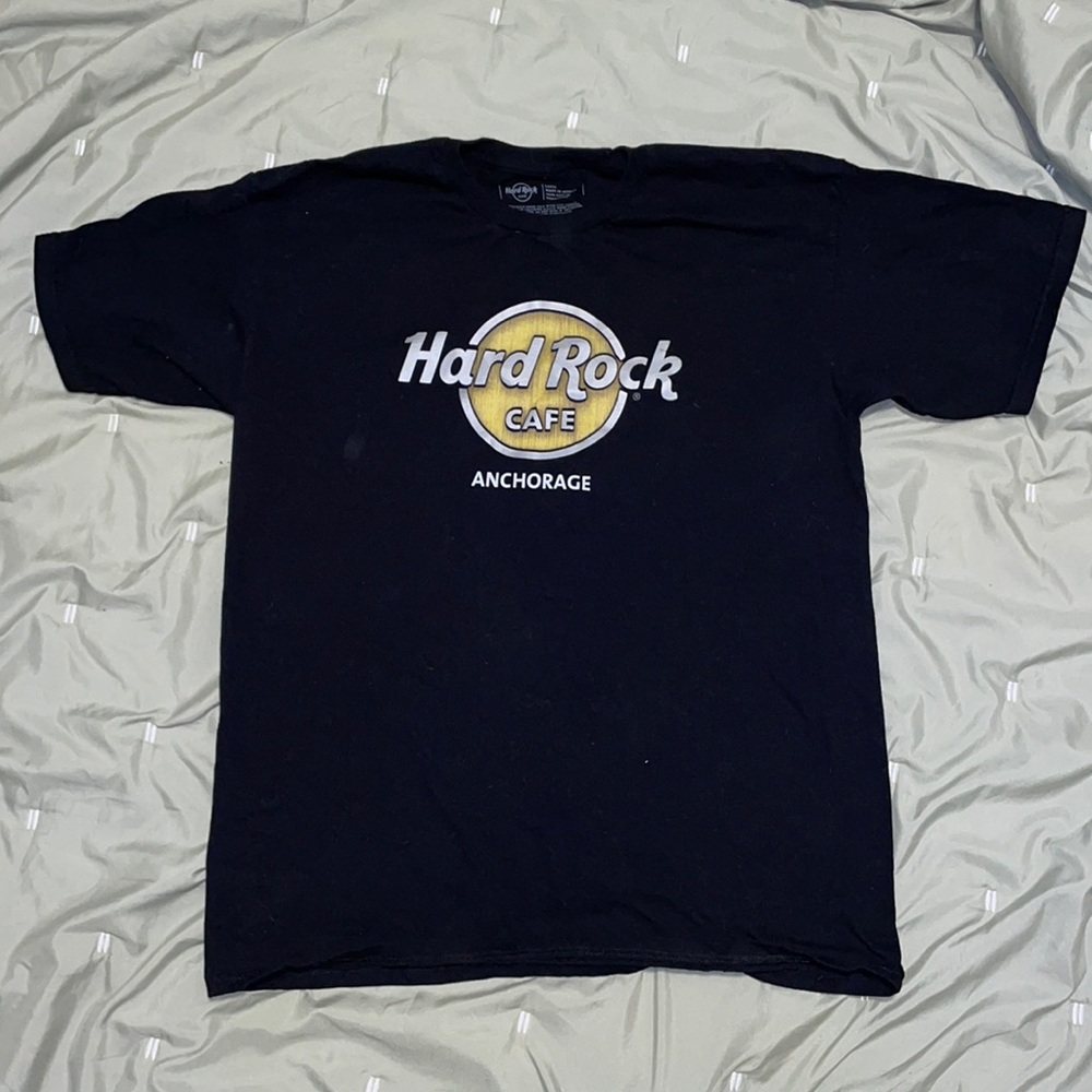 Graphic T-shirt Size L